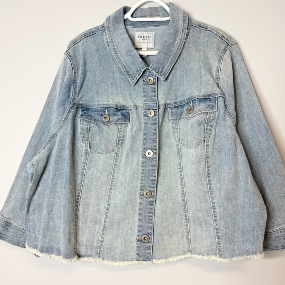 Torrid Light wash Denim Jacket